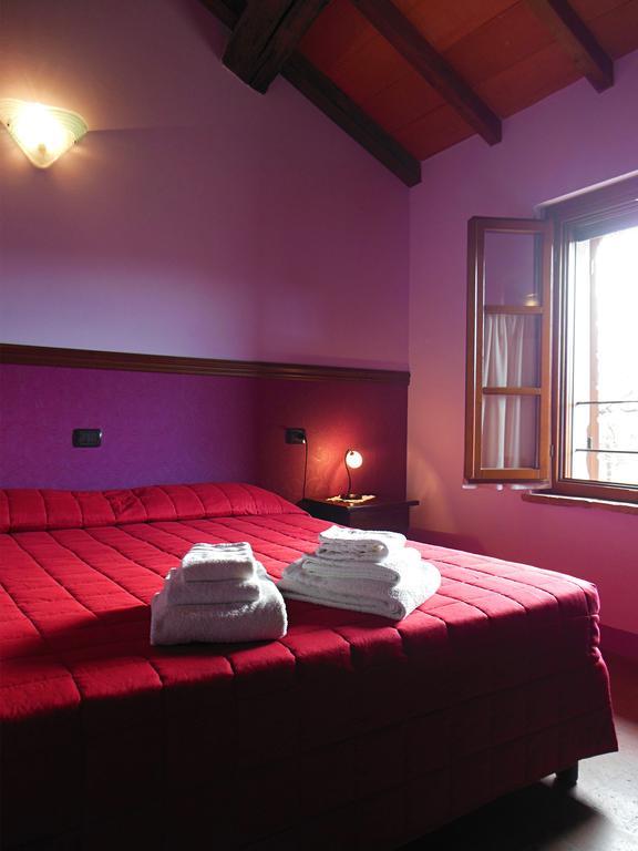 Antica Grancia Benedettina Villa Колорно Стая снимка