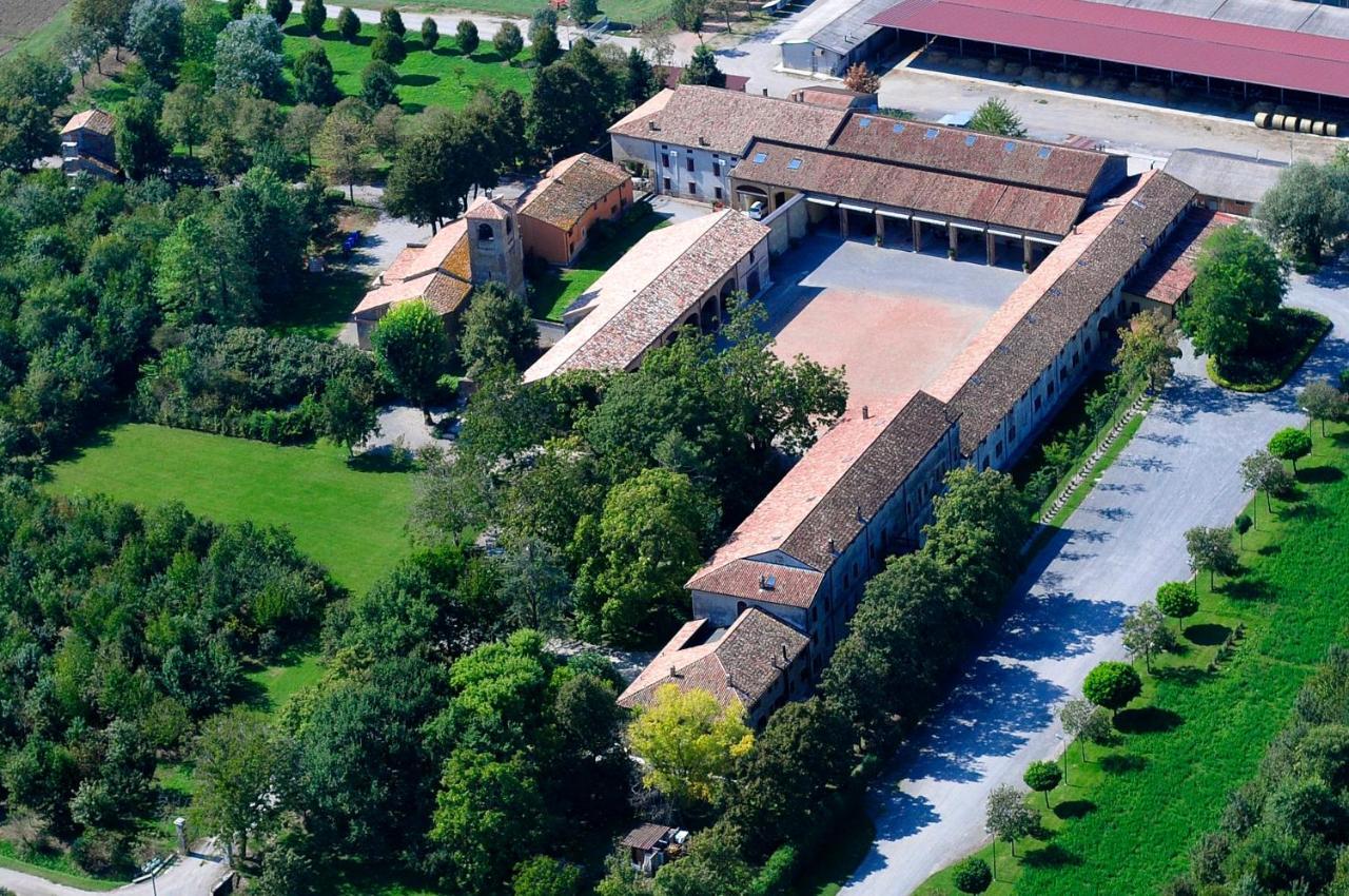 Antica Grancia Benedettina Villa Колорно Екстериор снимка