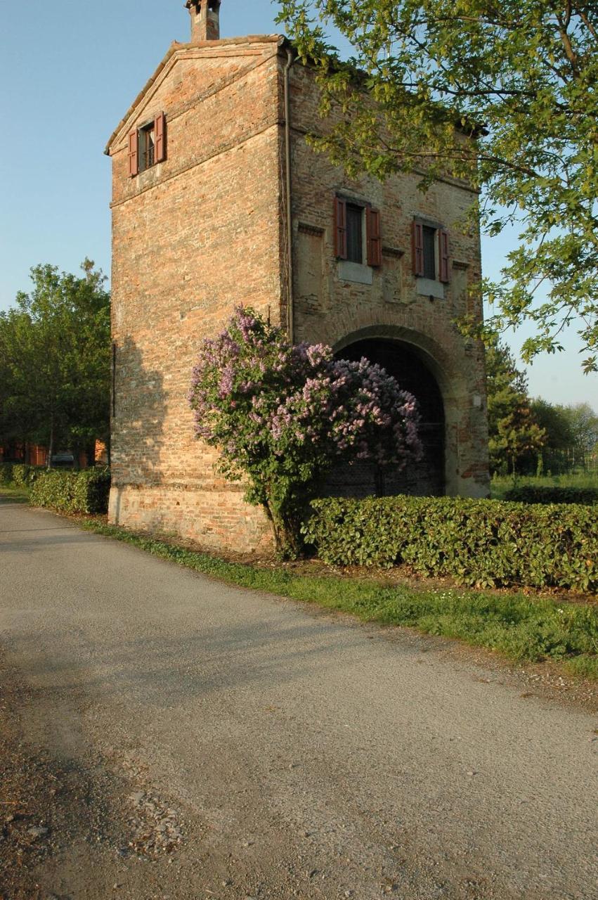 Antica Grancia Benedettina Villa Колорно Екстериор снимка